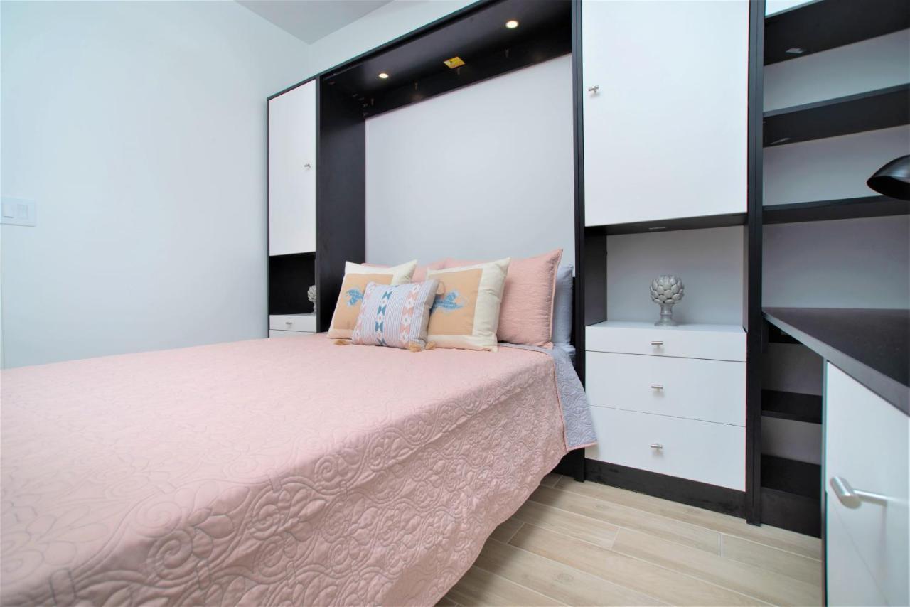 Cayman Luxury Rentals At One Canal Point George Town Dış mekan fotoğraf