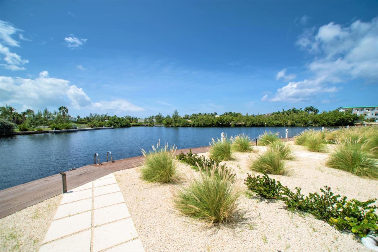Cayman Luxury Rentals At One Canal Point George Town Dış mekan fotoğraf